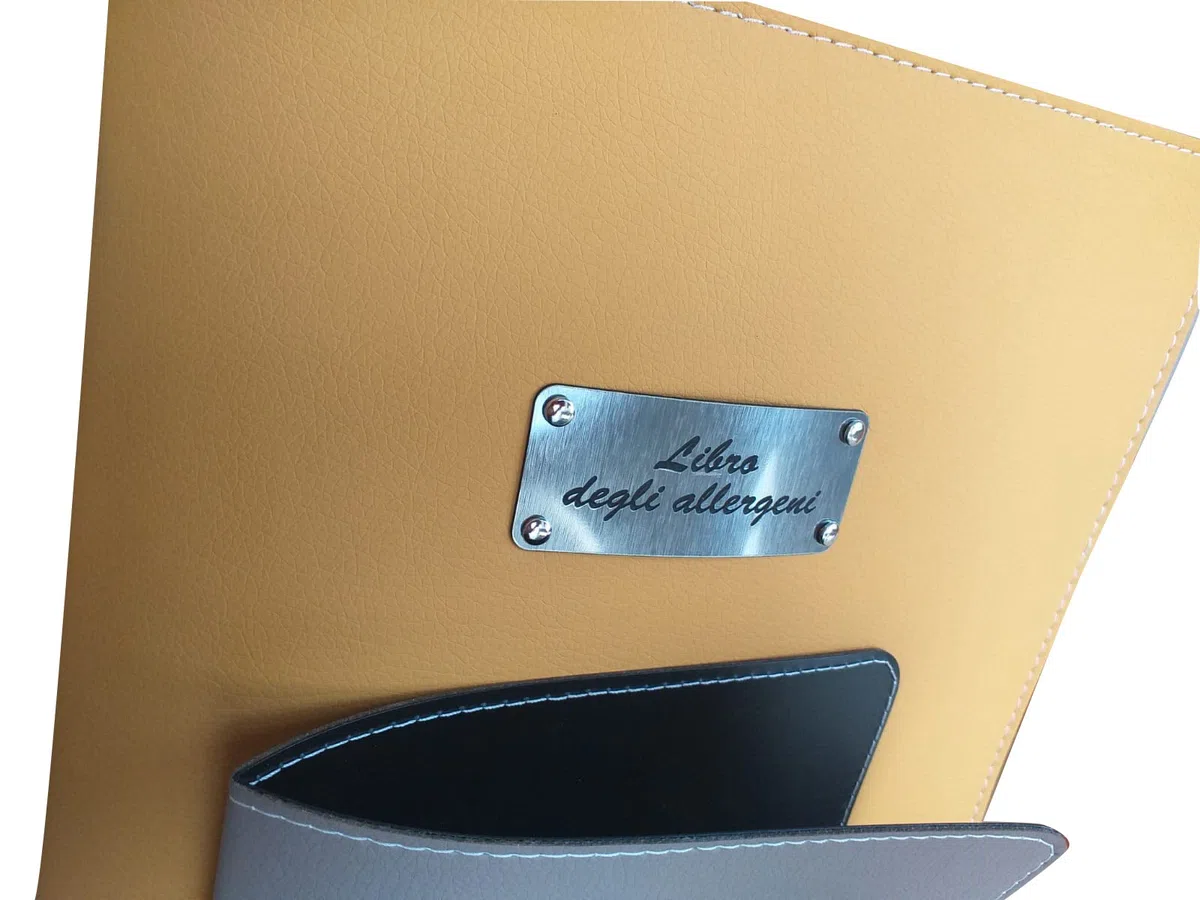 OGGETTANDO, Box Menú Restaurante Personalizable A4 Pub Self Service Bar Birreria Moderno color marrón